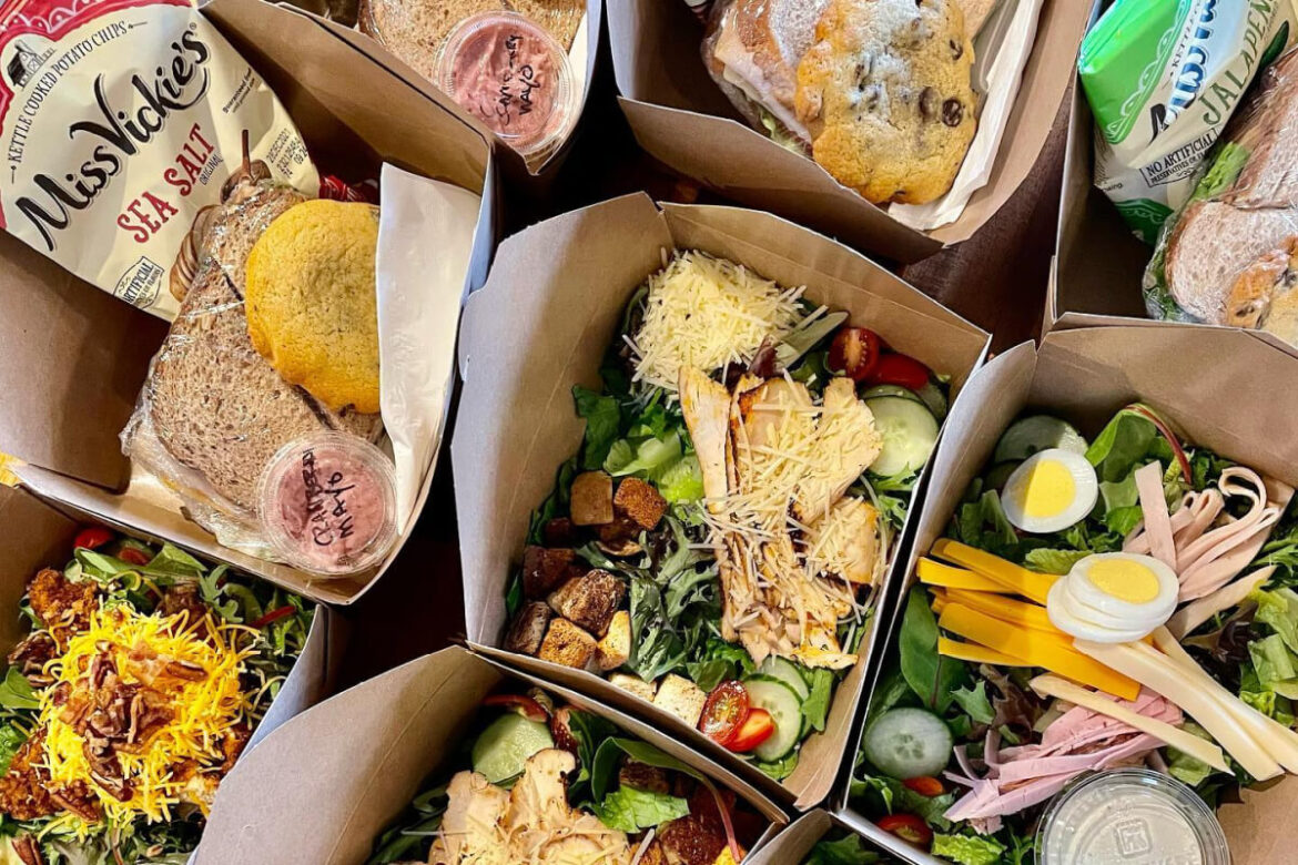 Healthy and Tasty Options in Most Boxed Lunch Catering Menus