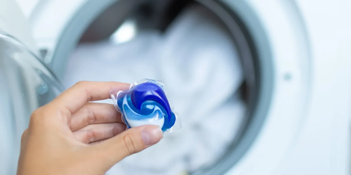 Production Workflow Using a Laundry Pods Manufacturing Machine