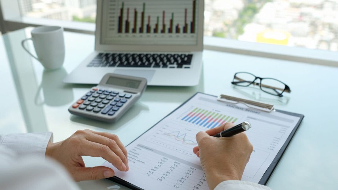Advantages of Working With a Small Audit Practice for Personalised Client Support